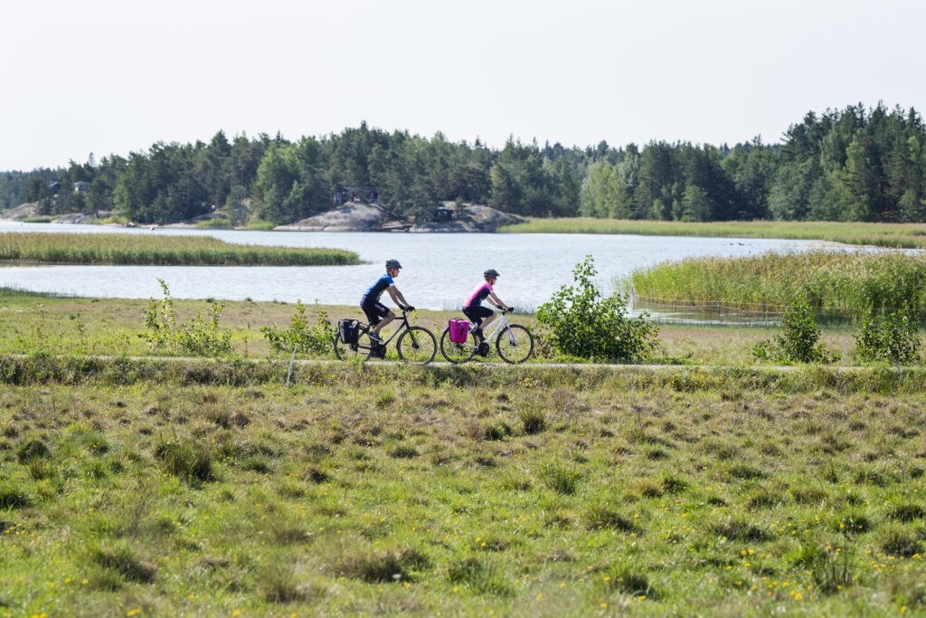 Island Hopping by Bike 3