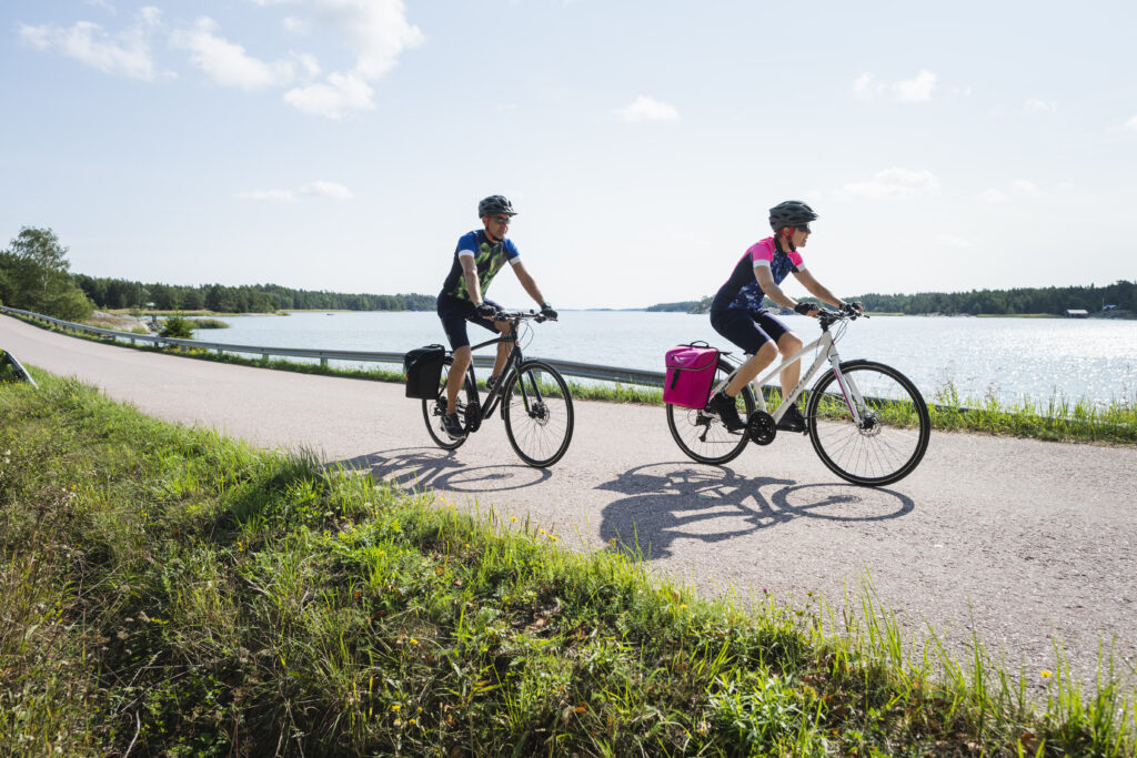 Island Hopping by Bike 4